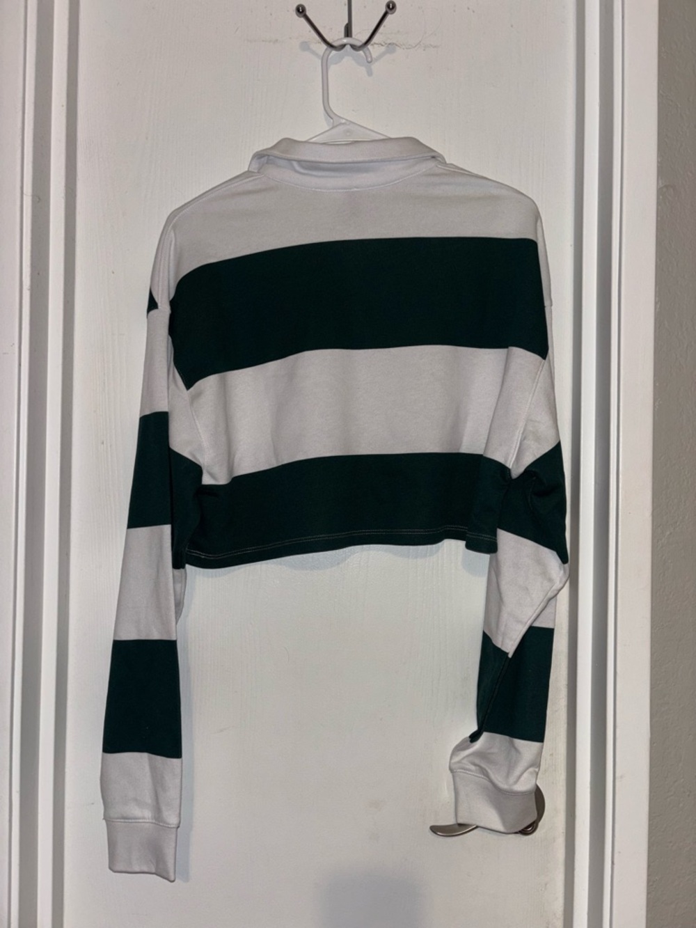 H&M White Collared Top - Picture 3 of 4